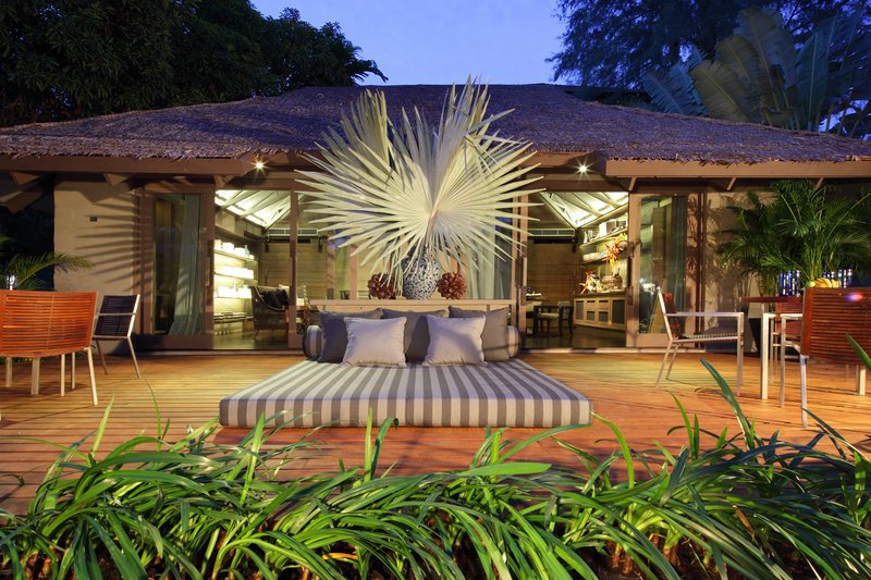 Indigo Pearl Visionary Design In Hypnotic Surroundings — free download